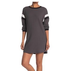 Colorblocked Long Sleeve Knit Dress